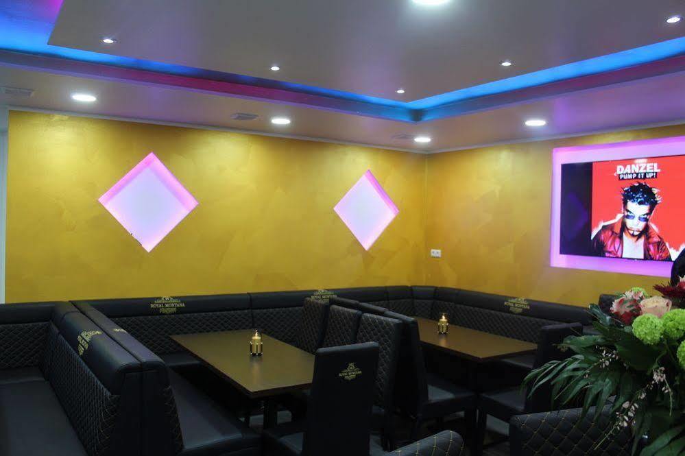 Hotel Zum Weissen Kreuz Алтенар Екстериор снимка